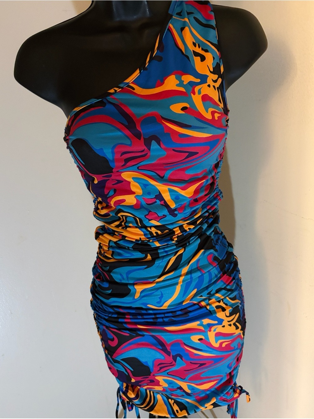 One-Shoulder Ruched Mini Dress in Vibrant Swirl Print